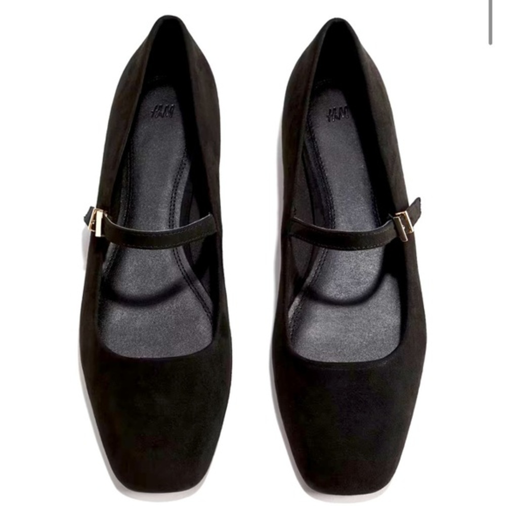H&M Black Suede Mary Jane Ballet Flats 6 / 37
